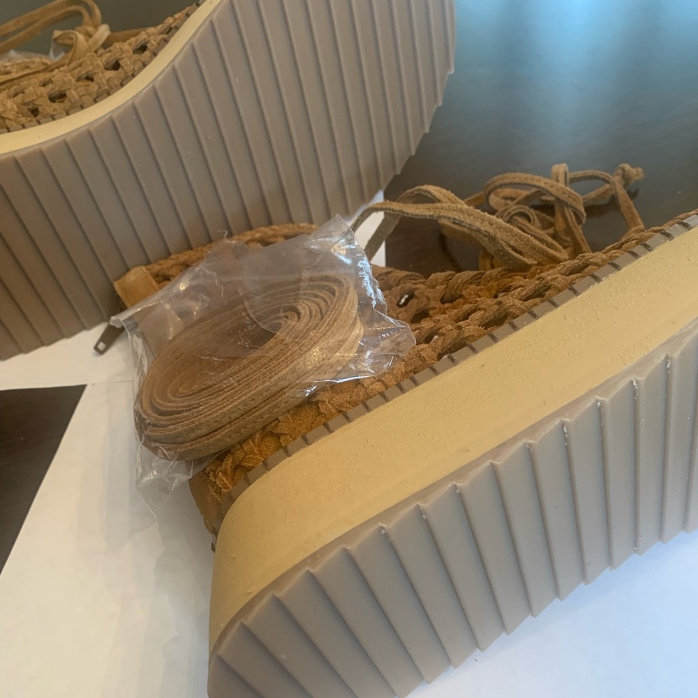 💫HP‼️💫 NIB FREE PEOPLE Luca Lace-up Sandal in Tan, Sizes 6.5 & 8 - Picture 11 of 12